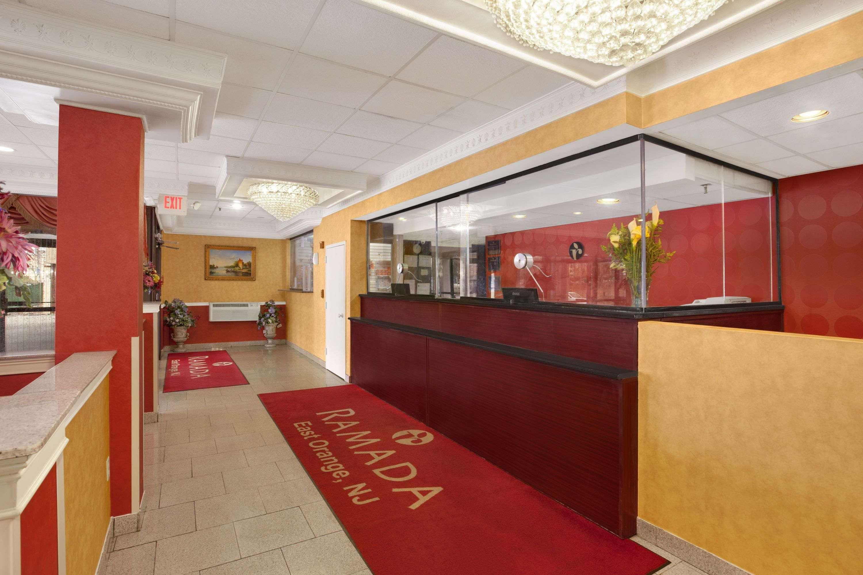 Hotel Ramada By Wyndham East Orange Zewnętrze zdjęcie