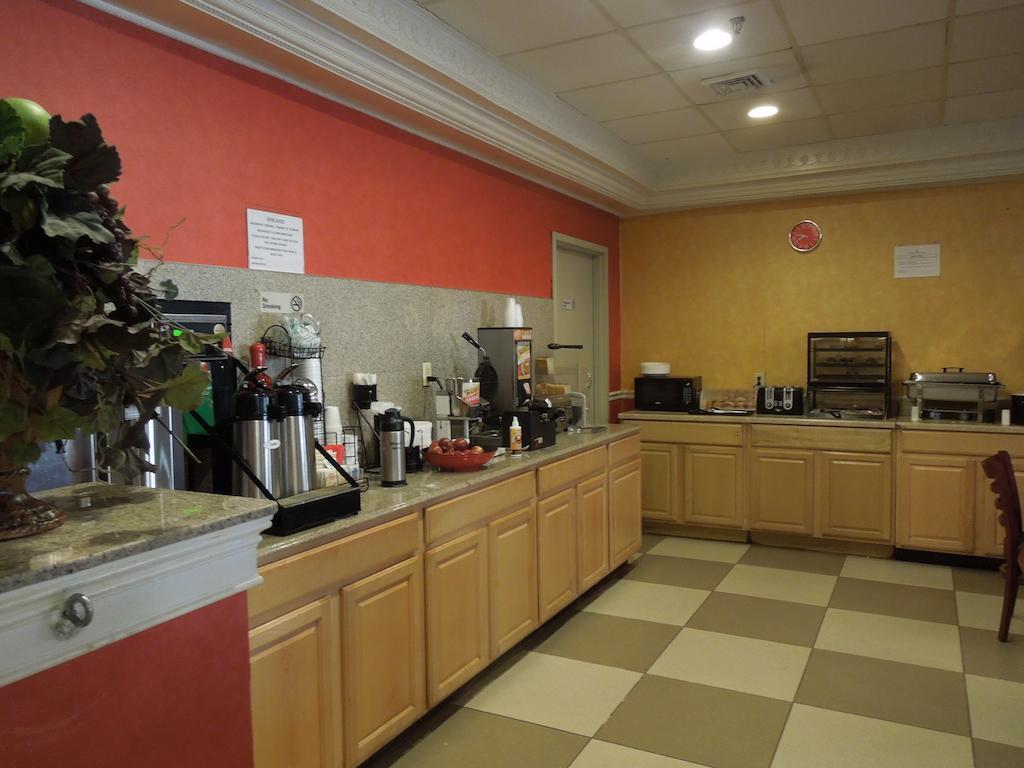 Hotel Ramada By Wyndham East Orange Zewnętrze zdjęcie