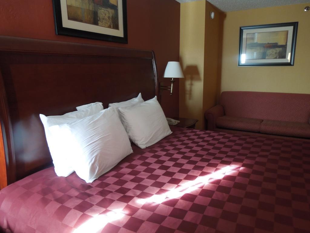 Hotel Ramada By Wyndham East Orange Zewnętrze zdjęcie